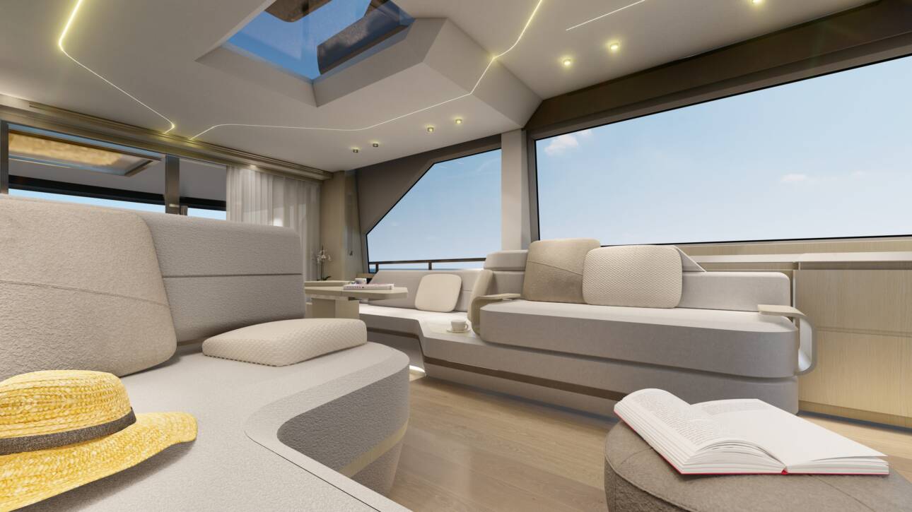 MAIN DECK